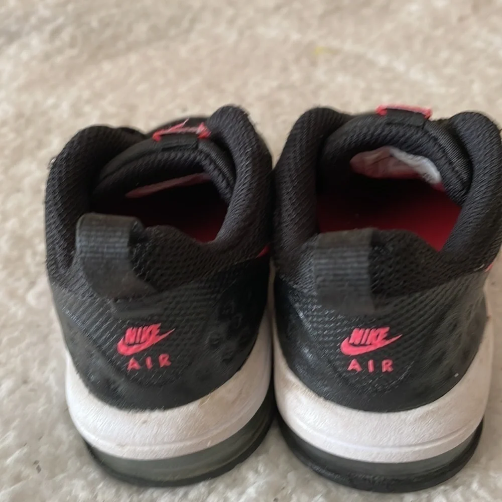 NIKE Air Sneakers Size 6C